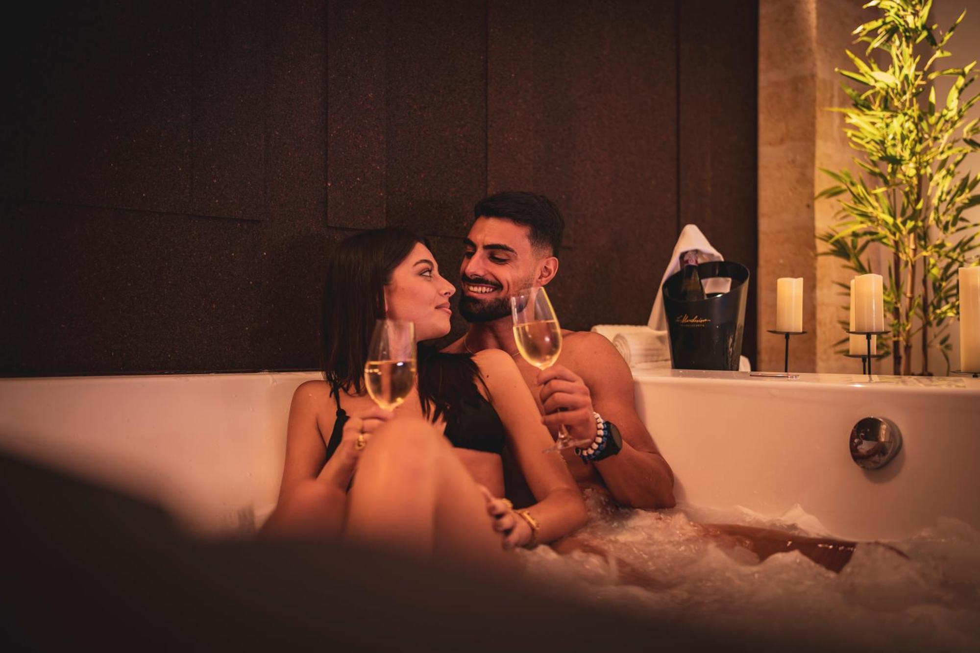 Palazzo Fontana B&B E Spa 格拉维纳普利亚 外观 照片