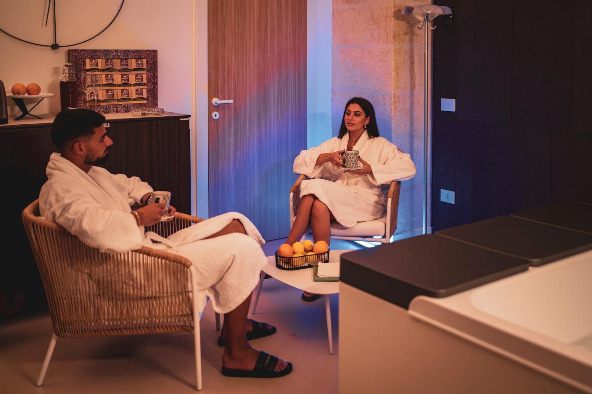 Palazzo Fontana B&B E Spa 格拉维纳普利亚 外观 照片